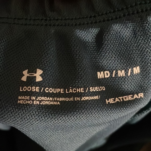 Under Armour women’s athletic heat gear running shorts - Picture 5 of 14